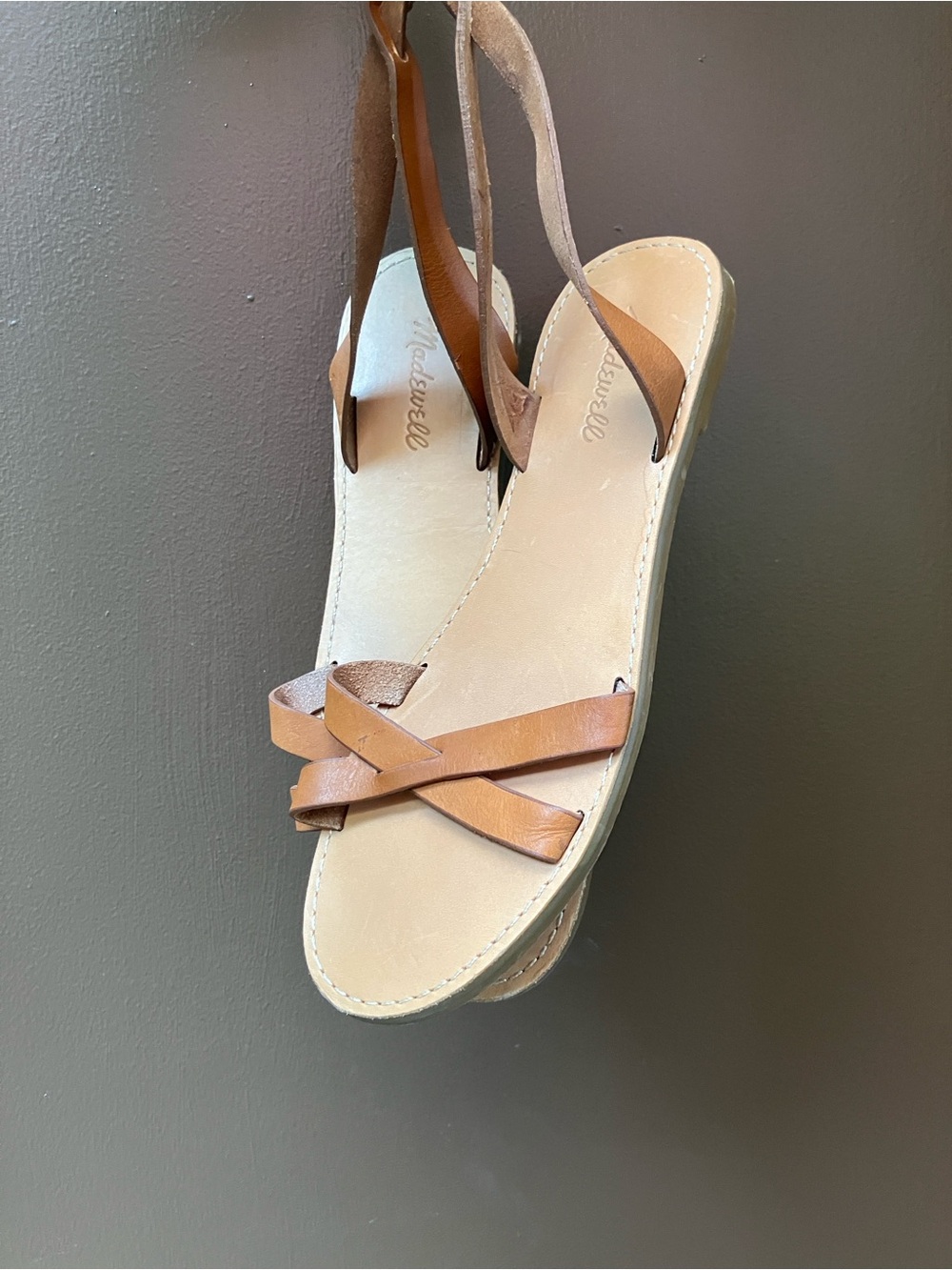 Madewell criss cross sightseer Sandals 9